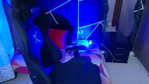 LAUREN online show from 10.01.25