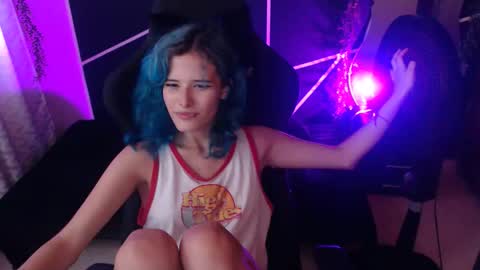 LAUREN online show from 10.24.25