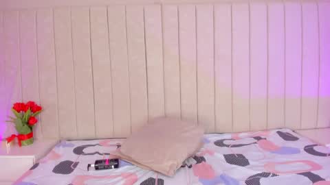 im olivia IG littleolivia01 online show from 12.17.24