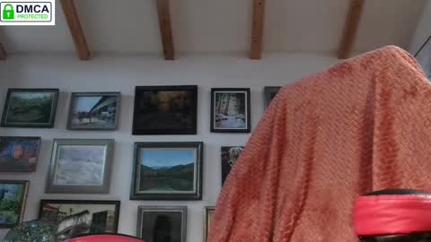 Snapshot of littlepistol chatting on 02.12.25 Miss D Shows Mon Wed Fri online show from 02.12.25