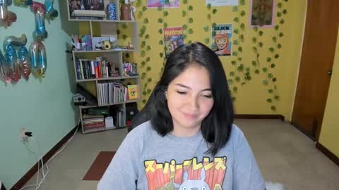 Mia  Wednesday to Sunday 730 am to 1030 am Colombian Hour D online show from 02.03.25