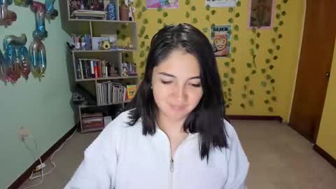 Mia  Wednesday to Sunday 730 am to 1030 am Colombian Hour D online show from 03.02.25