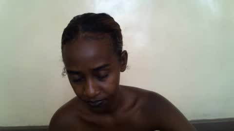 littlesandie online show from 10.28.25