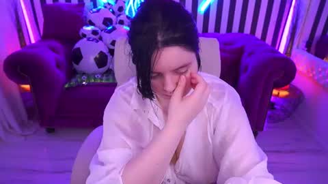 Snapshot of littleshyy chatting on 07.07.26 Masha online show from 07.07.26