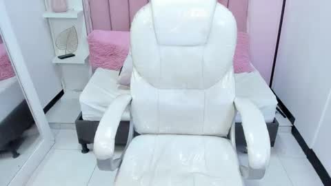  sofii  online show from 10.21.25