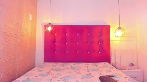 littlesophiie_ online show from 03.05.25