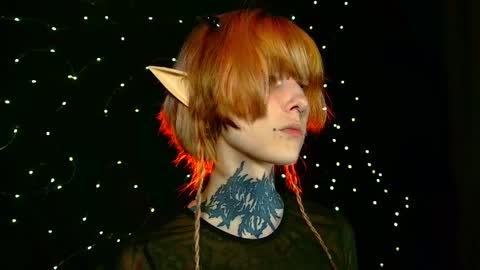Niki  free tg channel with some photos gifs and info about streams  online show from 03.08.25