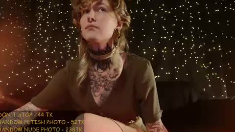 Snapshot of littlespacemouse chatting on 07.26.26 Niki free tg channel with some photos gifs and info about streams online show from 07.26.26
