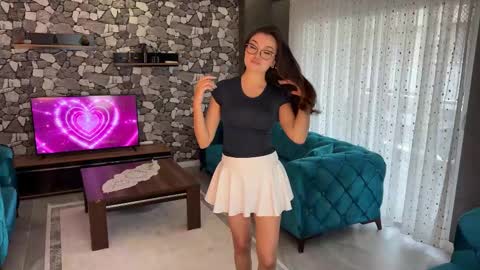 Snapshot of littlesweetyy chatting on 10.10.25 little sweety online show from 10.10.25