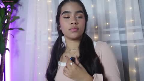 littletammy_ online show from 10.02.25