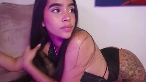 Snapshot of littletammy_ chatting on 11.13.25 littletammy_ online show from 11.13.25