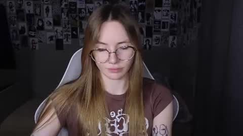 Snapshot of littlevildevil chatting on 06.13.26 Eliana online show from 06.13.26