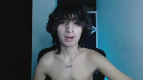 Snapshot of littlextrem chatting on 06.17.26 Eros online show from 06.17.26