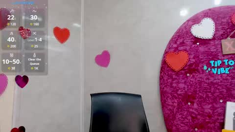 Litzy online show from 02.25.25