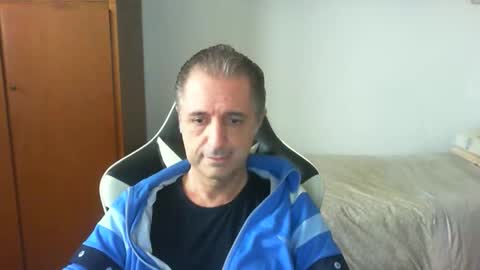 liuk53 online show from 05.05.26