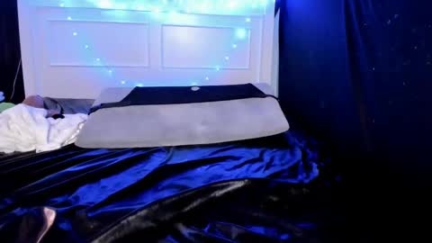 Liv online show from 02.15.25