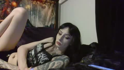 Liv Mirage online show from 01.03.25