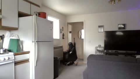 Liv Mirage online show from 10.08.25