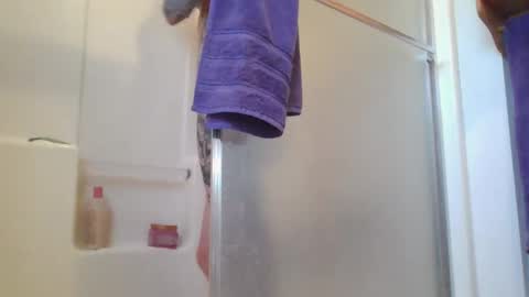 Liv Mirage online show from 12.17.25