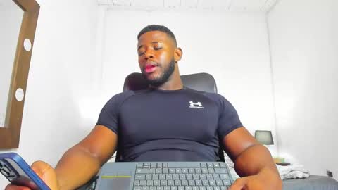 Snapshot of lixxxymorgan chatting on 02.18.26 lixxxymorgan online show from 02.18.26