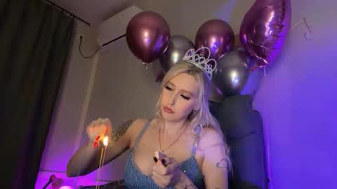 Liya Ray online show from 12.01.25