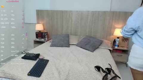 Liz online show from 09.10.25