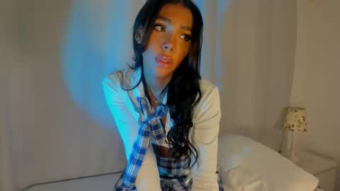 Liz Grant online show from 11.03.25