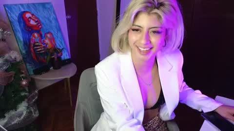 Lizeth online show from 12.31.24