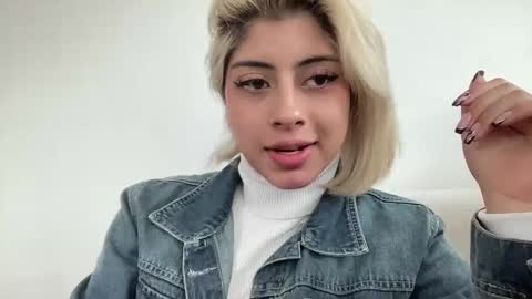 Lizeth online show from 01.05.25