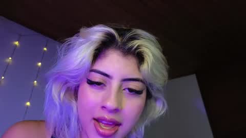 Lizeth online show from 02.05.25