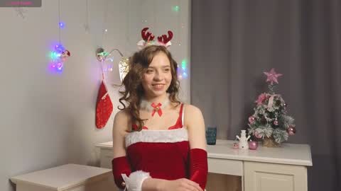 Hello there im Amelia Im new here Lets have fun online show from 12.25.24