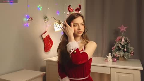 Hello there im Amelia Im new here Lets have fun online show from 12.27.24