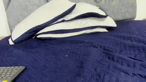 lizz_luna online show from 01.23.25