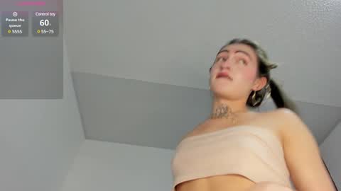 lizz_luna online show from 02.04.25