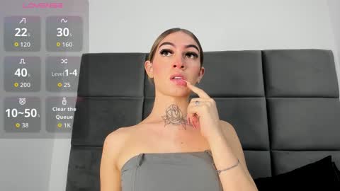 lizz_luna online show from 09.27.25