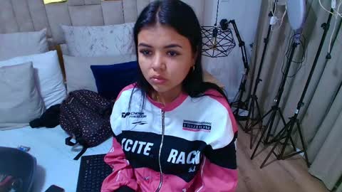 Lizz  online show from 10.18.25