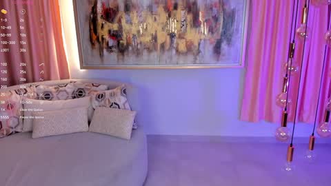 Lizzi  online show from 12.30.24