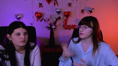 Snapshot of lizzie_boom chatting on 02.13.26 lizzie_boom online show from 02.13.26