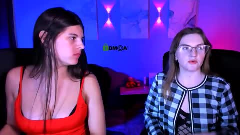 Snapshot of lizzie_boom chatting on 02.14.26 lizzie_boom online show from 02.14.26