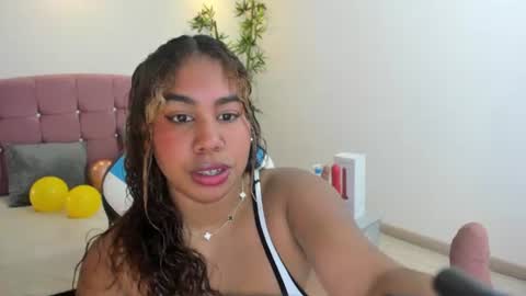 lizzie_williamss online show from 06.26.26