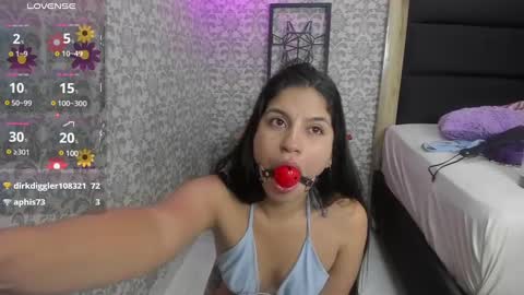 Snapshot of lizziemontana2 chatting on 02.25.25 online show from 02.25.25
