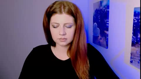 Lizzy3 online show from 11.23.25