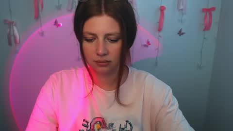 Lizzy3 online show from 07.14.26