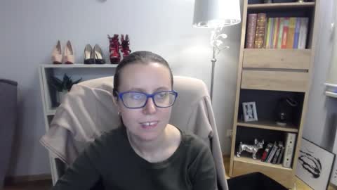 Lizzy online show from 10.28.25