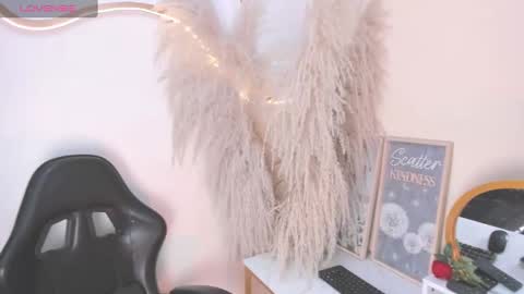 Lizzy  online show from 09.25.25