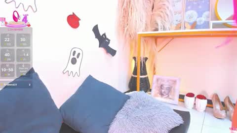 Lizzy  online show from 10.12.25