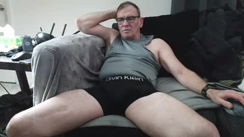 Snapshot of lngdickdaddy chatting on 05.24.26 LongDick Daddy online show from 05.24.26