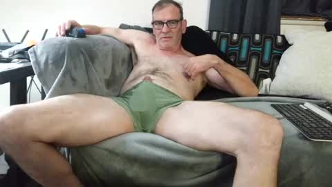 Snapshot of lngdickdaddy chatting on 08.08.26 LongDick Daddy online show from 08.08.26