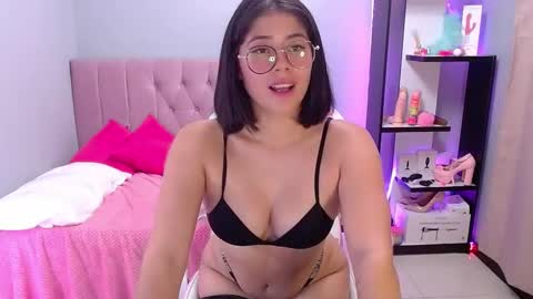 Pamela online show from 03.11.25