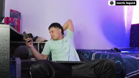 Logan morris online show from 03.11.25